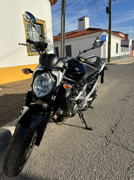 suzuki gladius 650